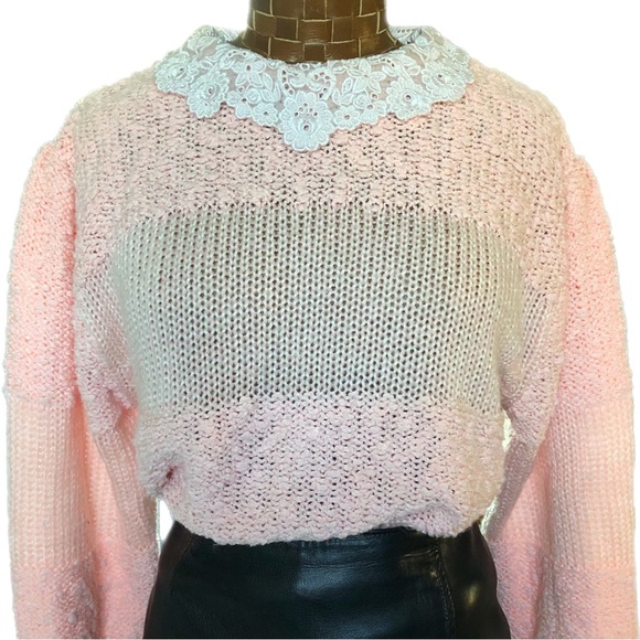 Vintage Sweaters - Vintage Pink Knit Lace Collar Sweater